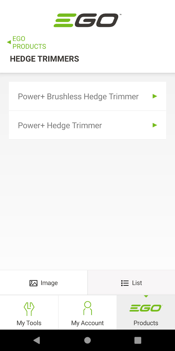 Das Bild zeigt eine Werbung für die „ONNECT App“ von EGO Power+, die Benutzerfreundlichkeit und Funktionalität betont, vor einem grün-schwarzen Hintergrund.