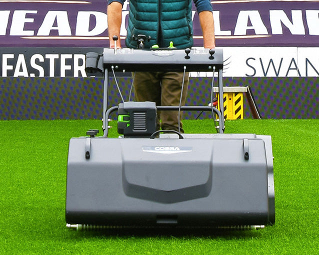 Wessels-Gartengeraete_CobraGardenFortisStadium34_4