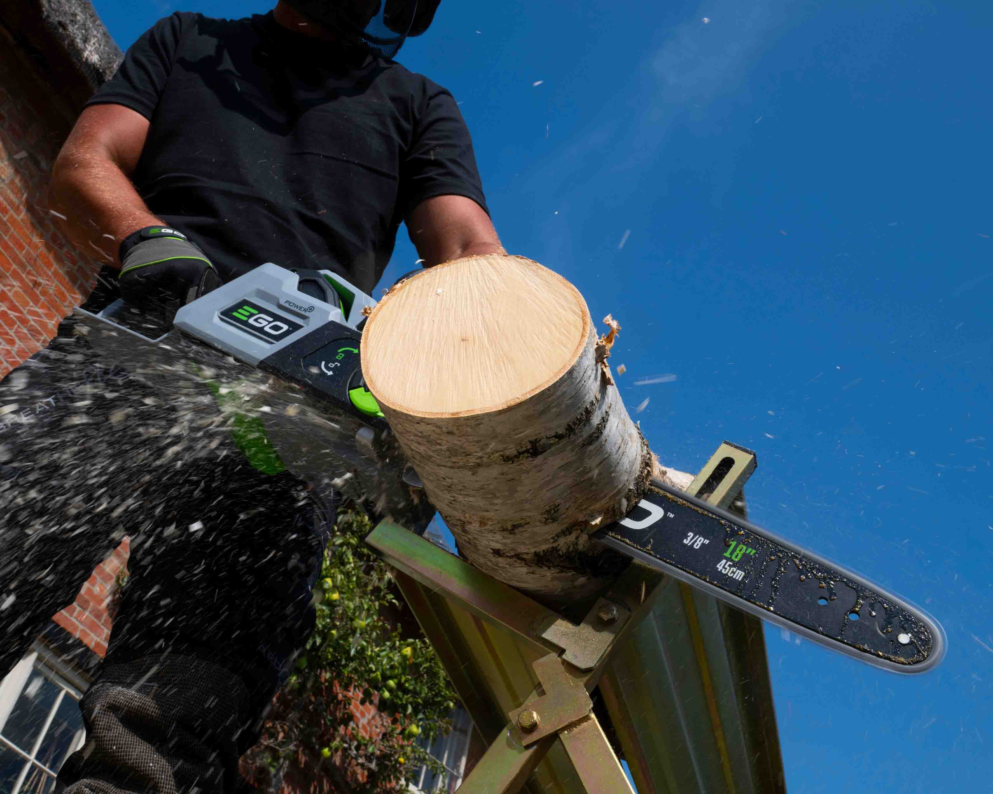 Wessels-Gartengeraete_EGO-CS1810_10