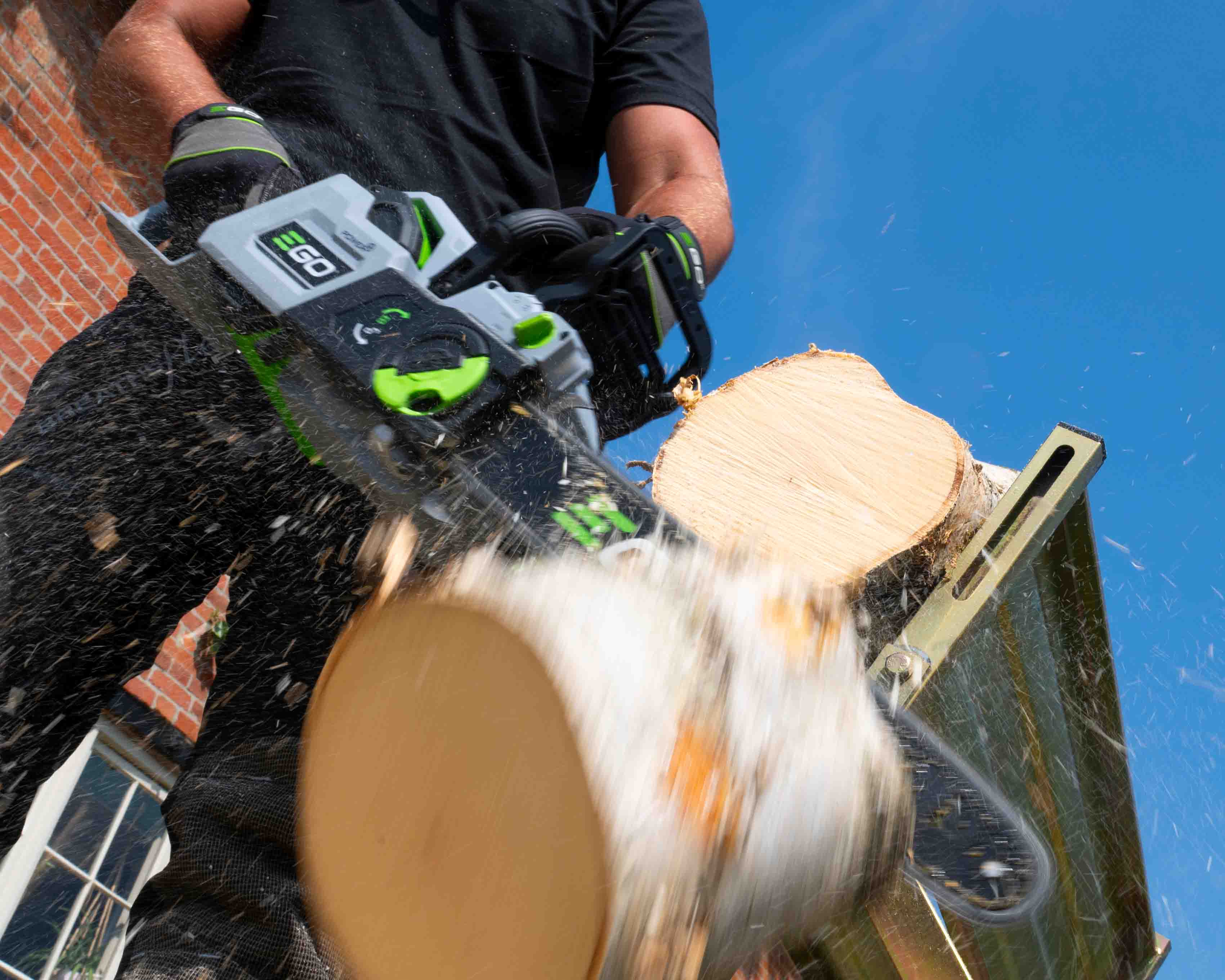 Wessels-Gartengeraete_EGO-CS1810_11