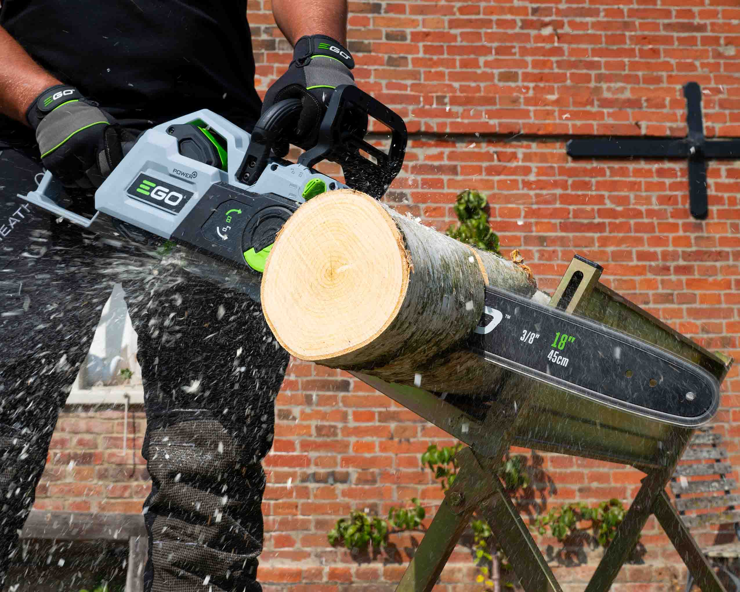 Wessels-Gartengeraete_EGO-CS1810_8