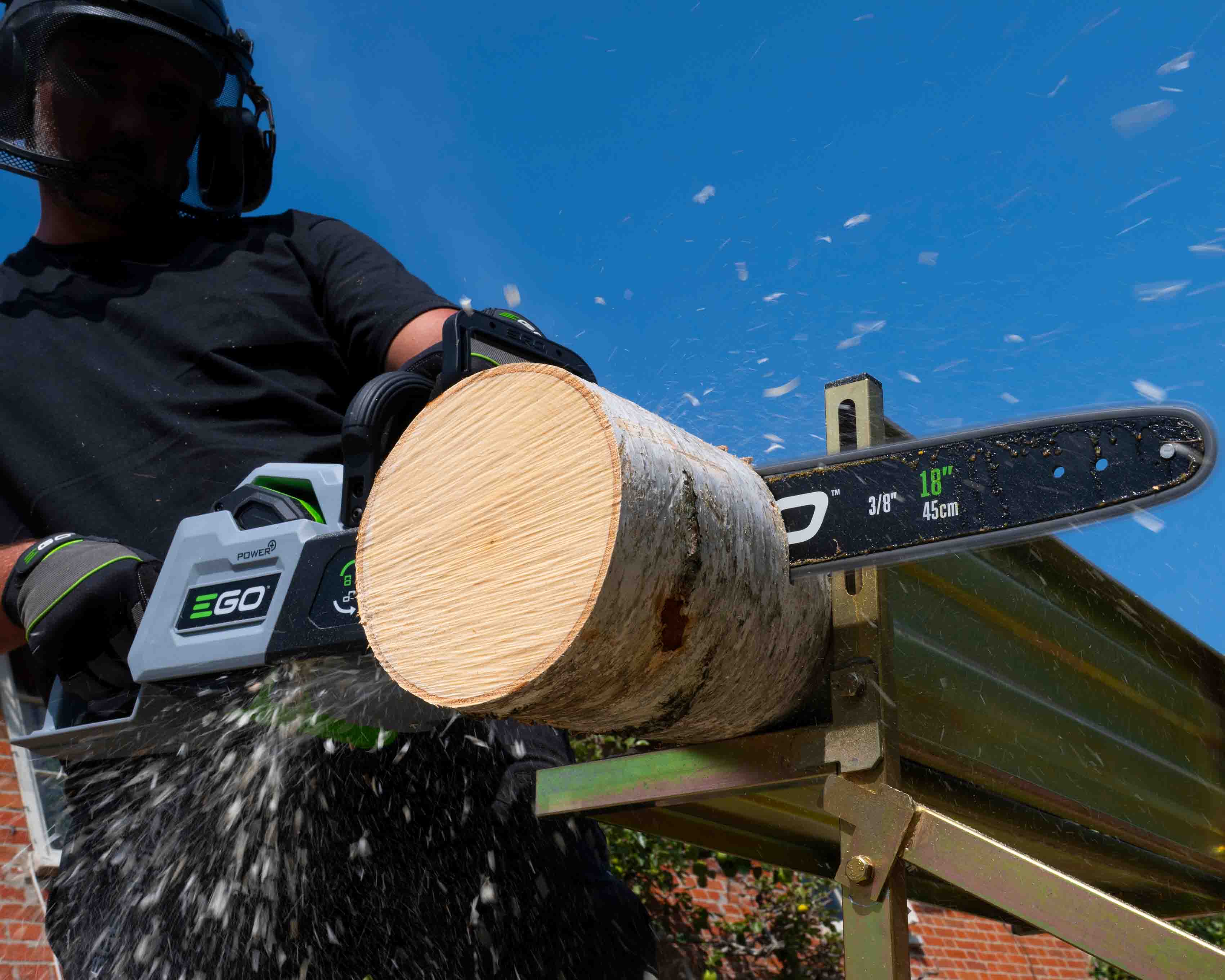 Wessels-Gartengeraete_EGO-CS1810_9