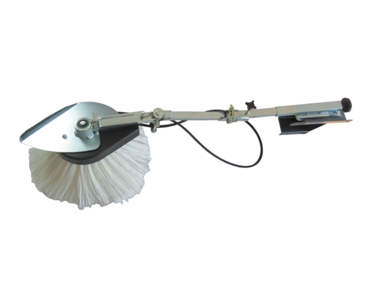 Wessels-Gartengeraete_KerstenMultitoolAxialkehrmaschineAufsatz_9