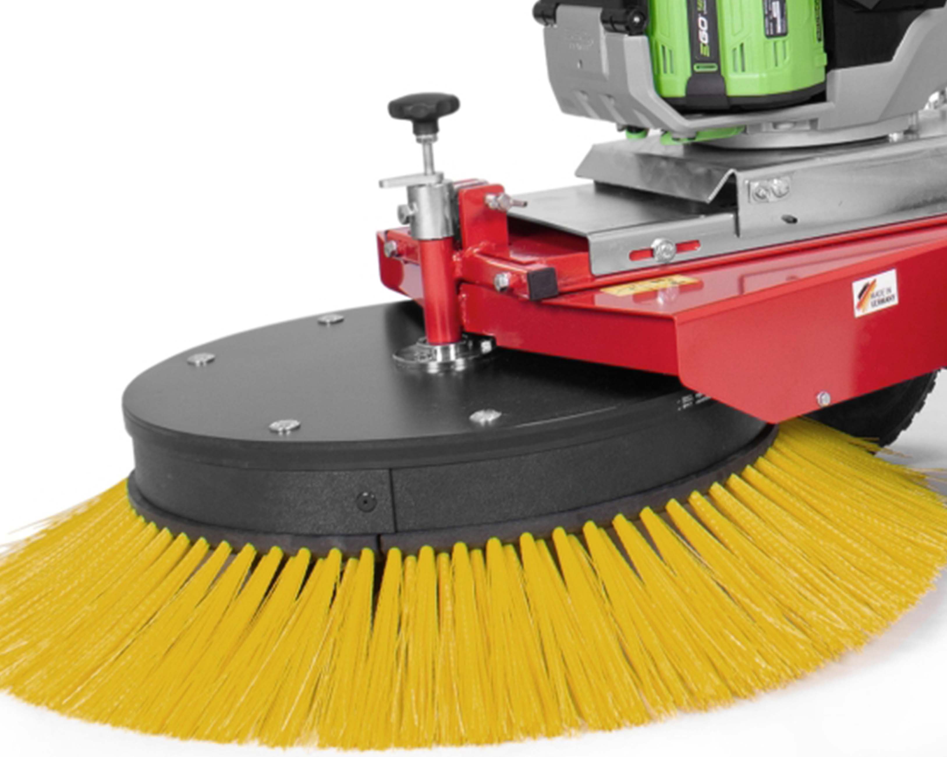 Wessels-Gartengeraete_LimparRADIAL-EGO_2