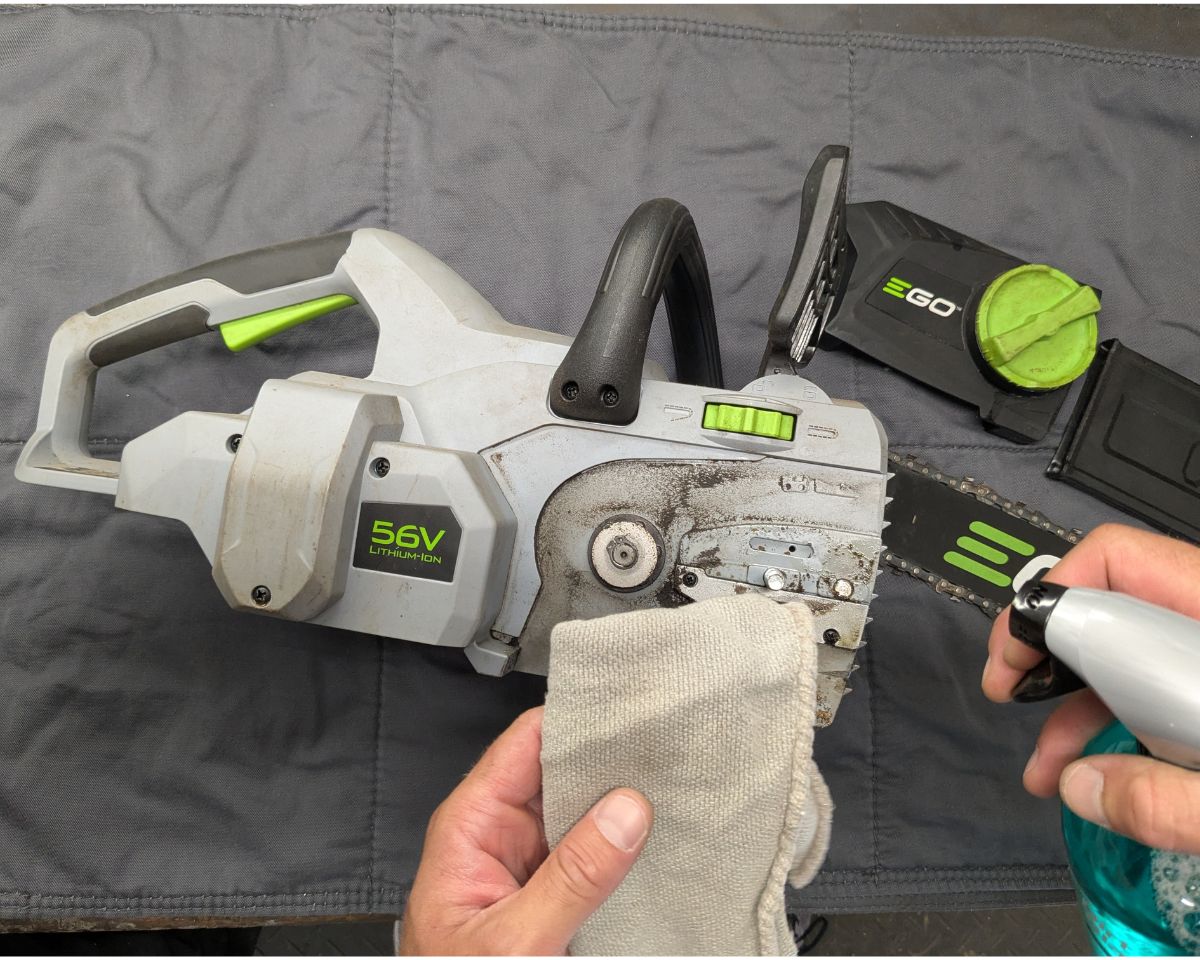 Rock Oil Dirt Blaster Reinigungsspray kaufen bei Wessels Gartengeraete
