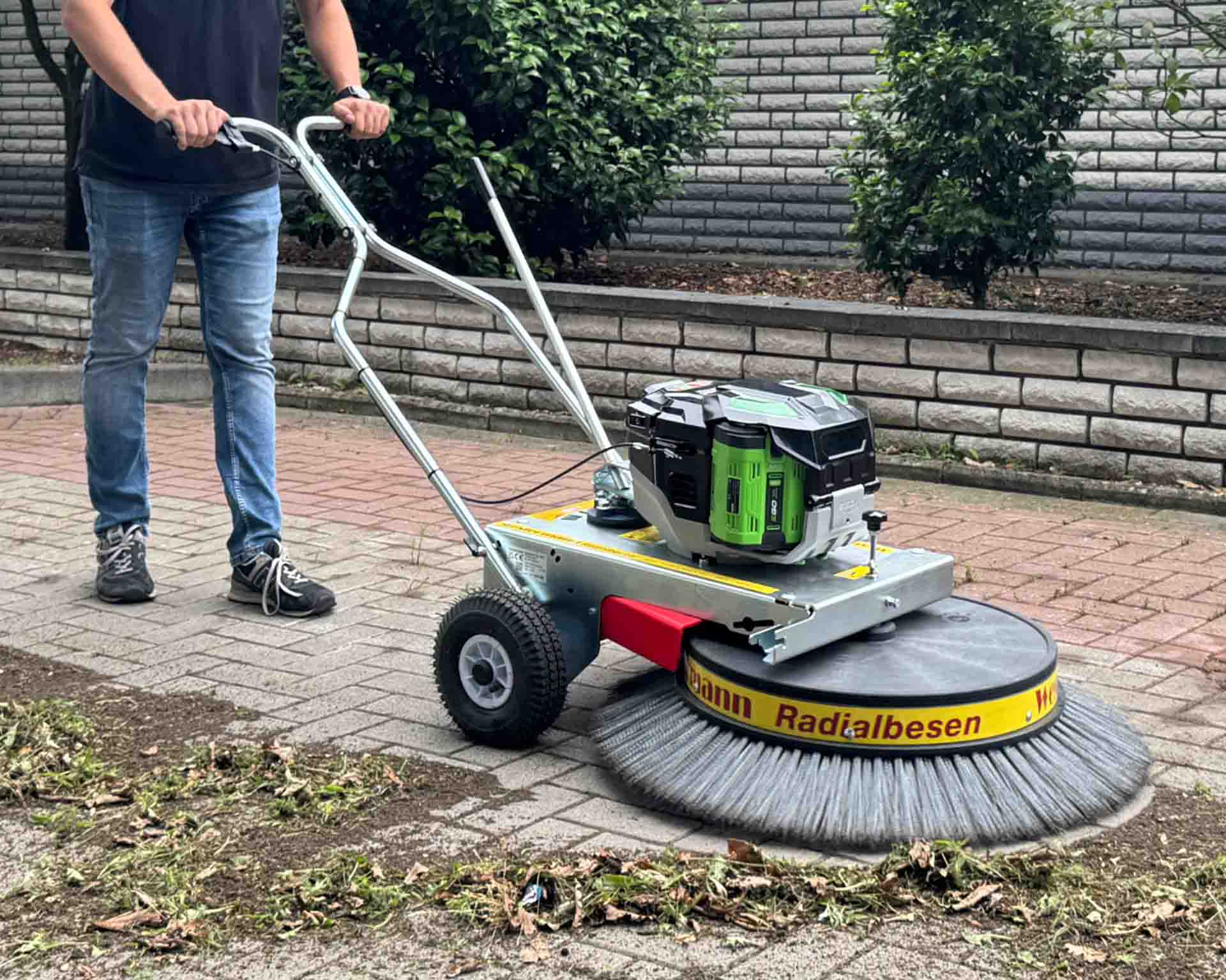 Wessels-Gartengeraete_WestermannWR870EGO_13